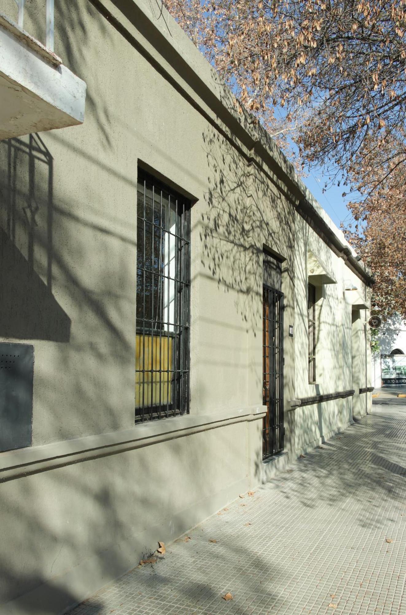 Myb * Mendoza